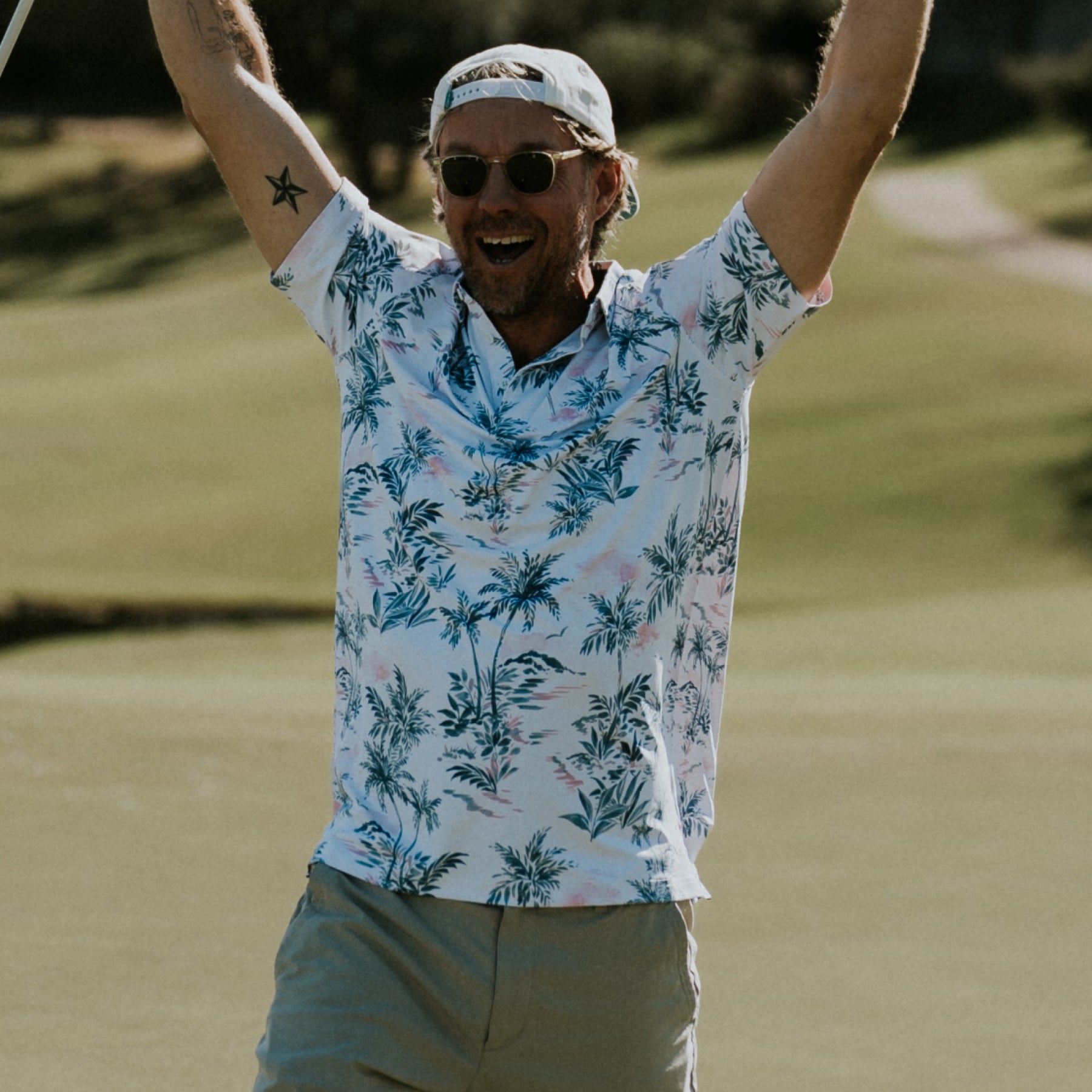 Palms Tech Polo (Whisper White Floral)
